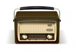 Radio em lata de Metal